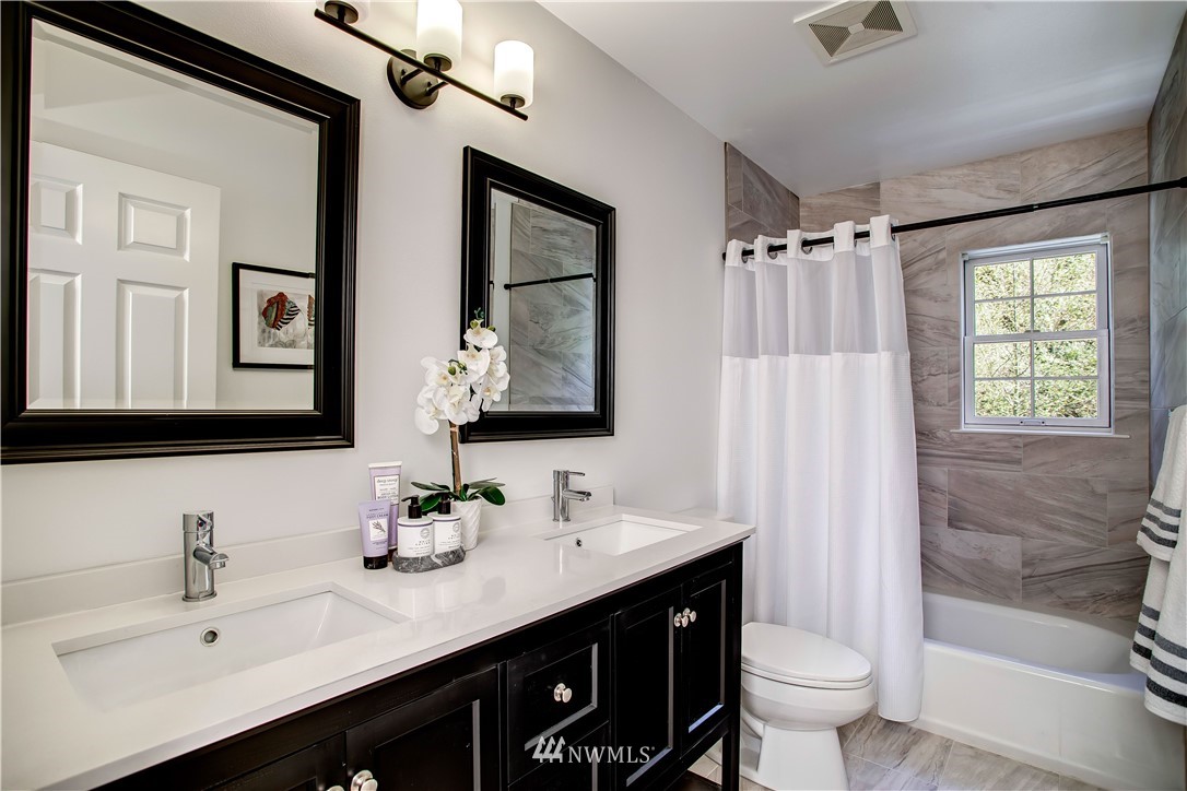 16119 73rd Place West Edmonds, WA 98026 - Photo 32 of 38