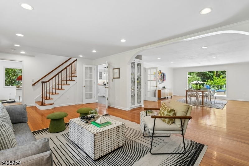 201 Parsonage Hill Road Short Hills, NJ 07078 - Photo 6 of 38