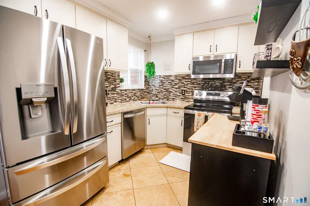 $340,000 | 55 Cross Street, Unit C4, Danbury, CT 06810