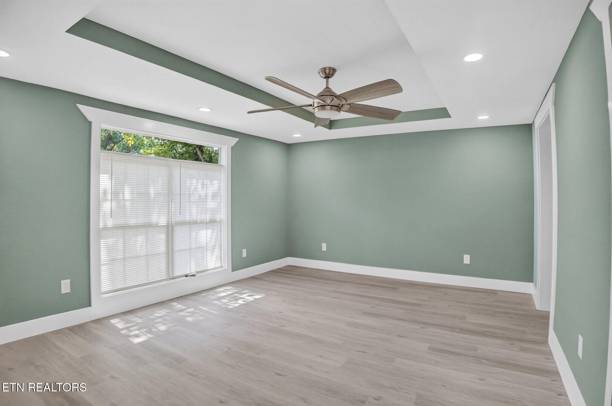810 1/2 Rochester Avenue Middlesboro, KY 40965 - Photo 12 of 25 31