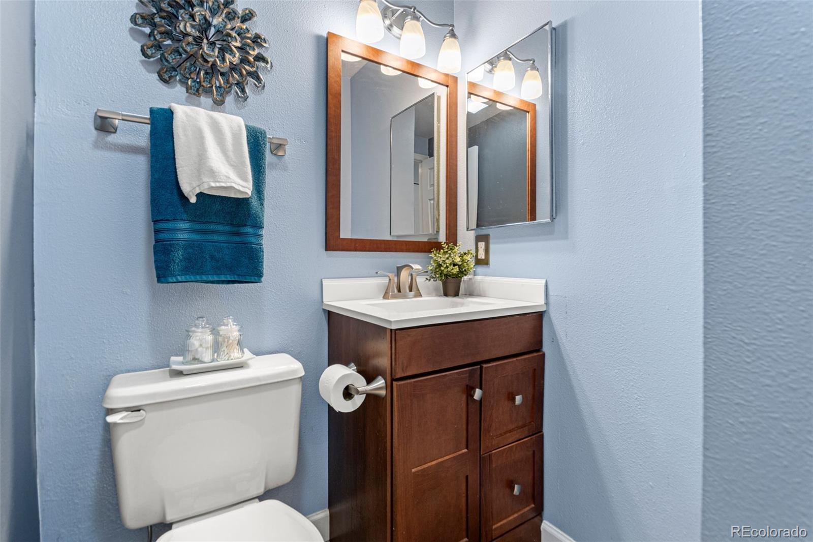 6906 West 48th Avenue Wheat Ridge, CO 80033 - Photo 11 of 25