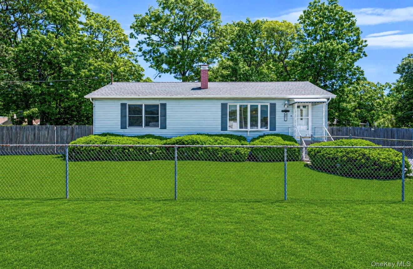83 Knapp Road Mastic Beach, NY 11951 - Photo 2 of 32