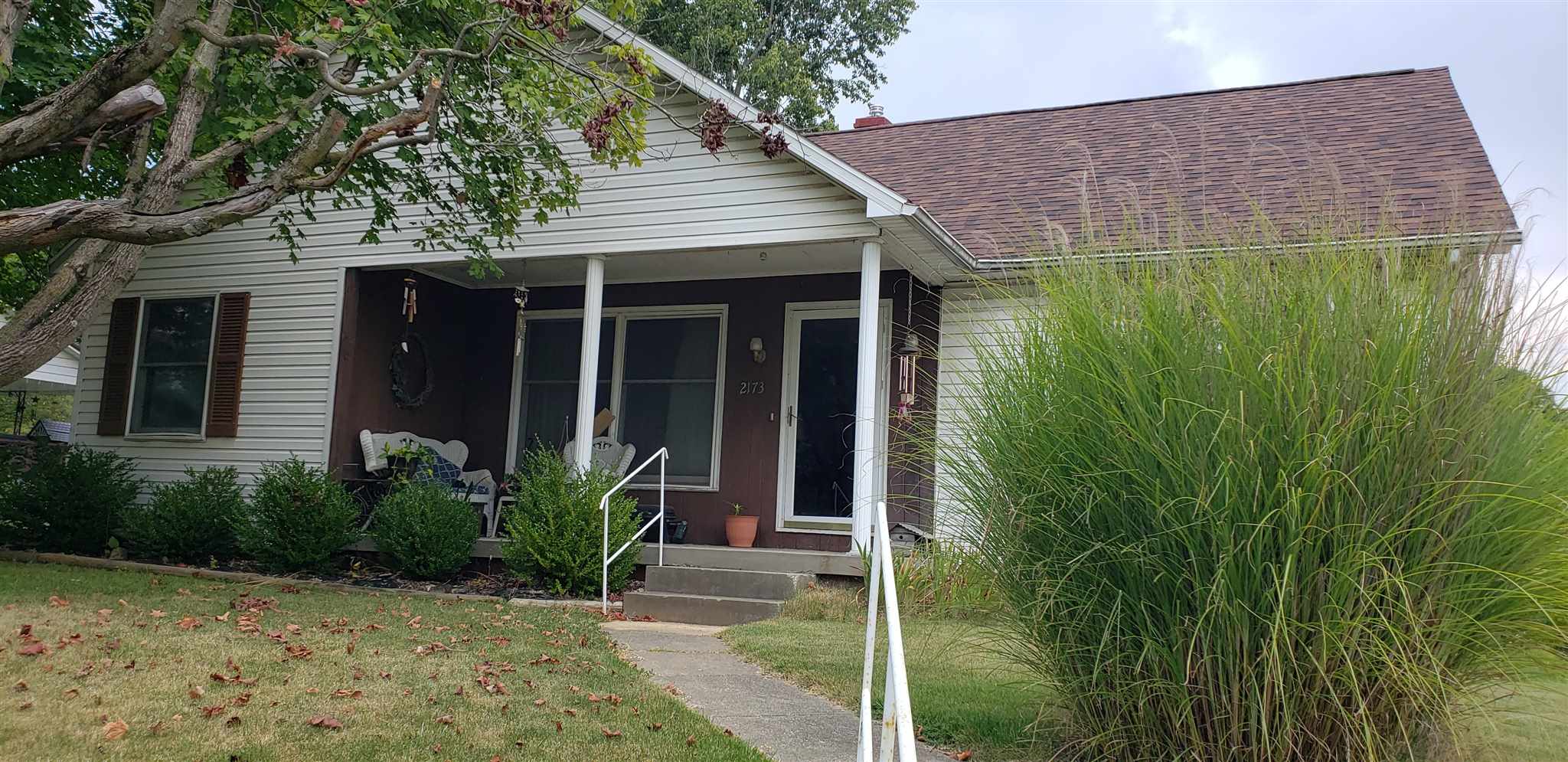 2173 South State Road Winslow, IN 47598 - Photo 2 of 6 Gallery Image 2