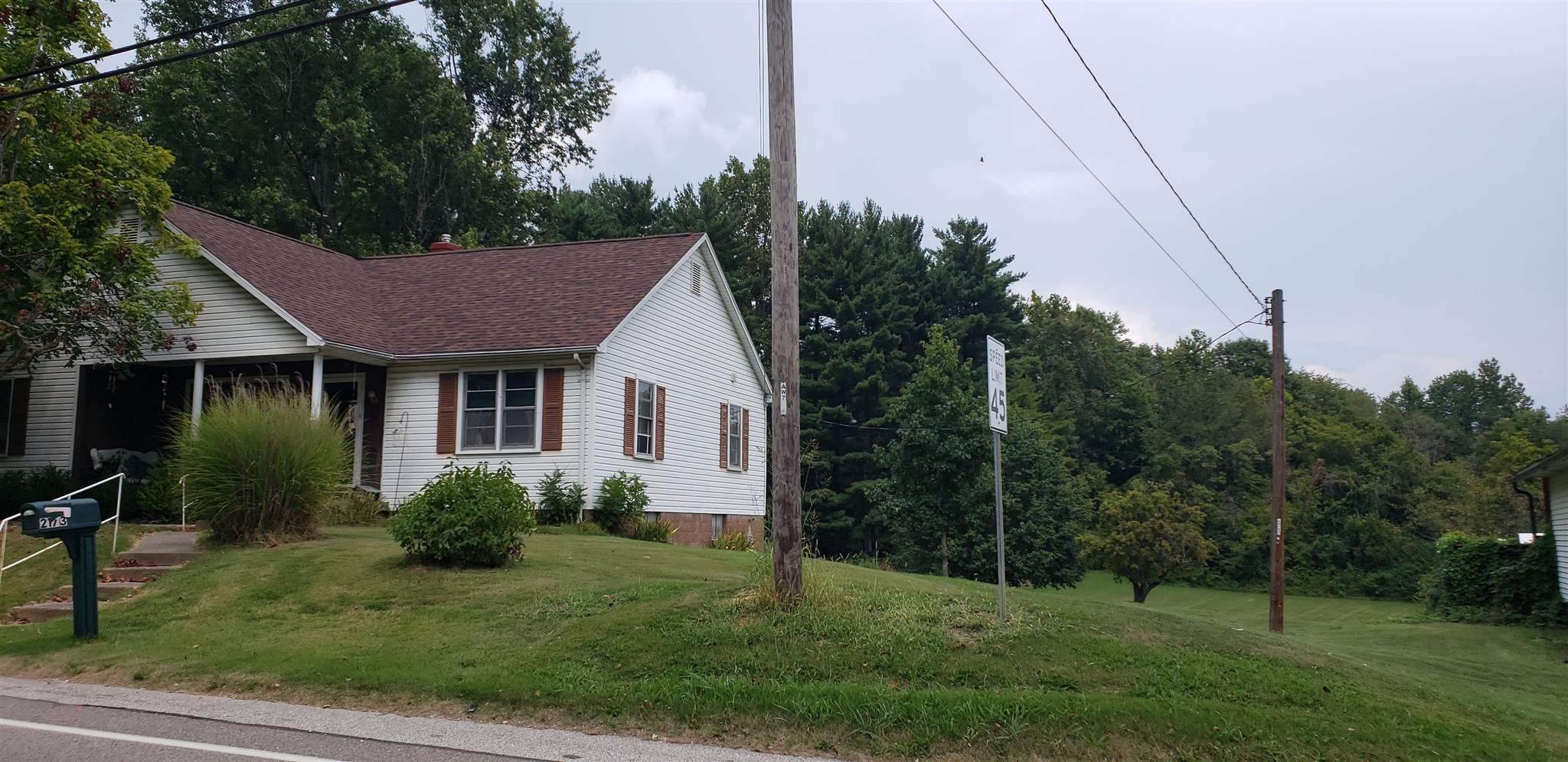 2173 South State Road Winslow, IN 47598 - Photo 5 of 6 Gallery Image 5
