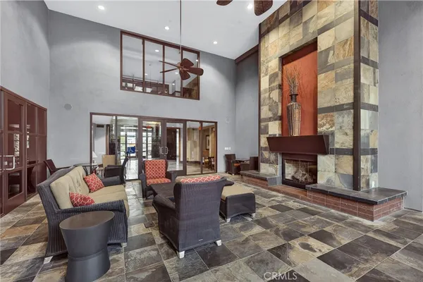 $515,000 | 1801 East Katella Avenue, Unit 1033, Anaheim, CA 92805