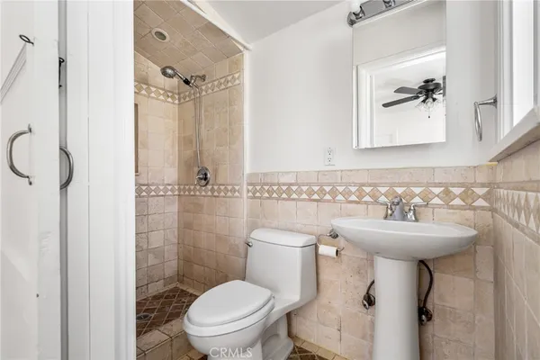 $1,595,000 | 4851 Faculty Avenue, Long Beach, CA 90808