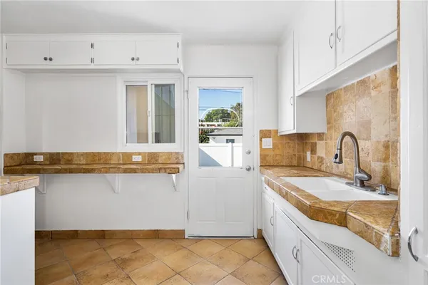 $1,595,000 | 4851 Faculty Avenue, Long Beach, CA 90808