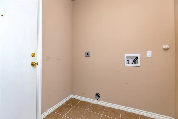 $1,795 | 3809 Los Arroyos Drive, Corpus Christi, TX 78414