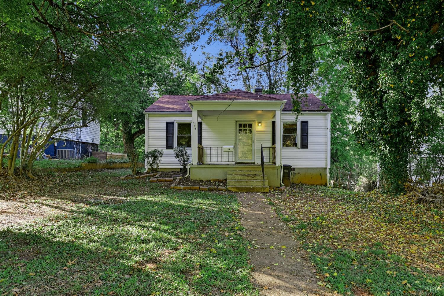 616 Thomas Road Lynchburg, VA 24502 - Photo 2 of 19