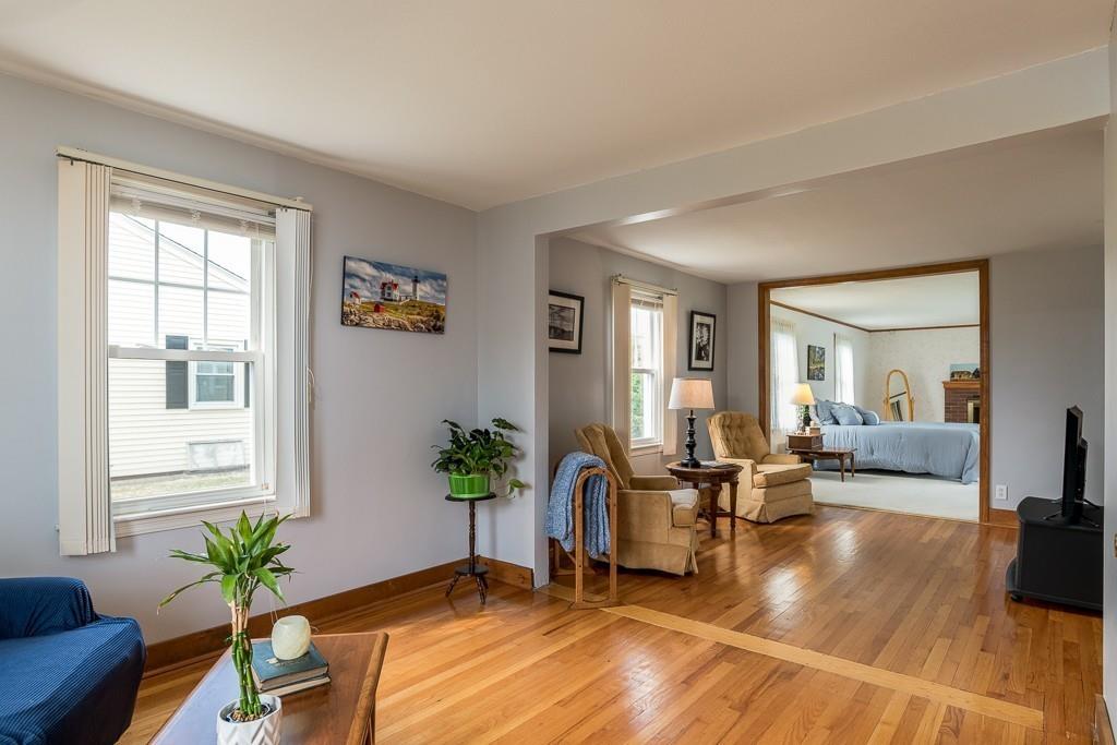 108 Derryfield Avenue Springfield, MA 01118 - Photo 14 of 28 Gallery Image 14