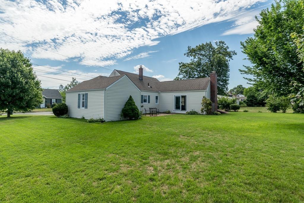 108 Derryfield Avenue Springfield, MA 01118 - Photo 27 of 28 Gallery Image 27