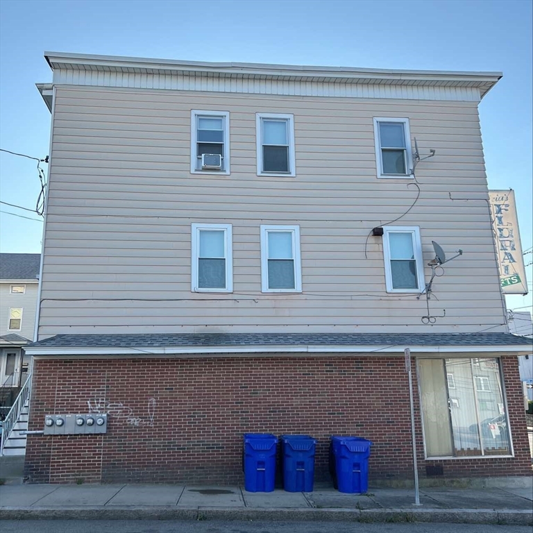 9 Davis Street, Unit 1W Fall River, MA 02720 - Photo 2 of 28