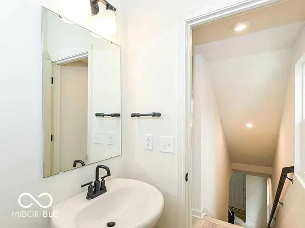 $2,620 | 1740 Blenker Drive, Carmel, IN 46074