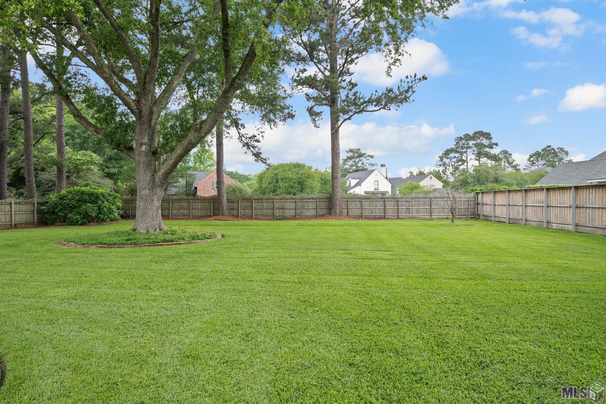 415 West Shady Lake Place Baton Rouge, LA 70810 - Photo 21 of 24