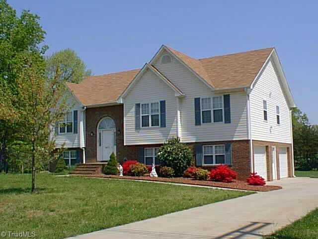 3671 Community Church Road Pfafftown, NC 27040 - Photo 1 of 1 Exterior Front.