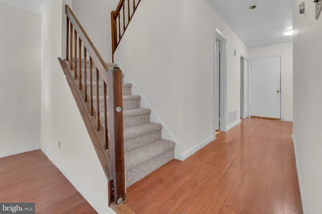 $350,000 | 23 East Oleander Drive, Mount Laurel, NJ 08054