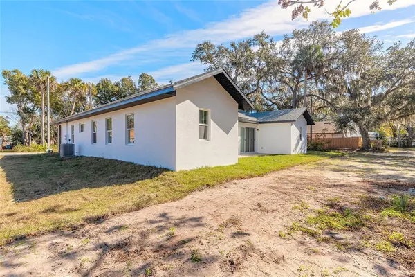 $649,900 | 618 North Duss Street, Unit 1, New Smyrna Beach, FL 32168