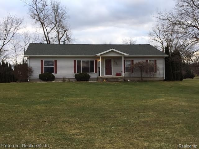 40301 Wear Road New Boston, MI 48164 - Photo 1 of 15