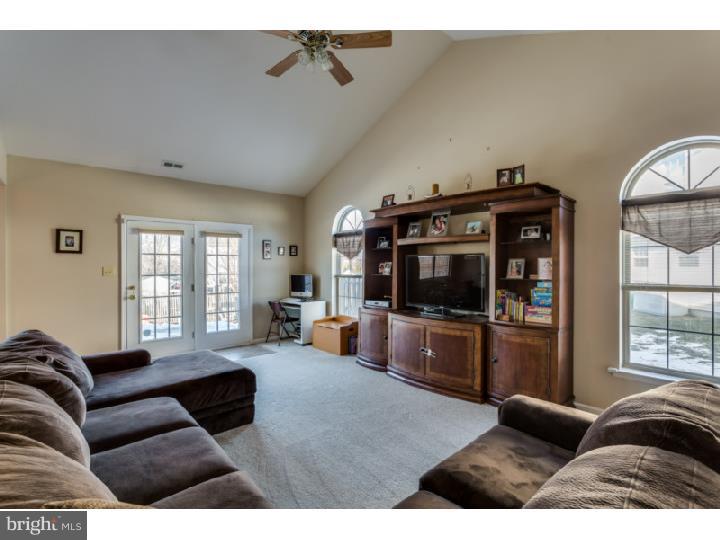 8 Springcress Drive Delran, NJ 08075 - Photo 14 of 22 Gallery Image 14