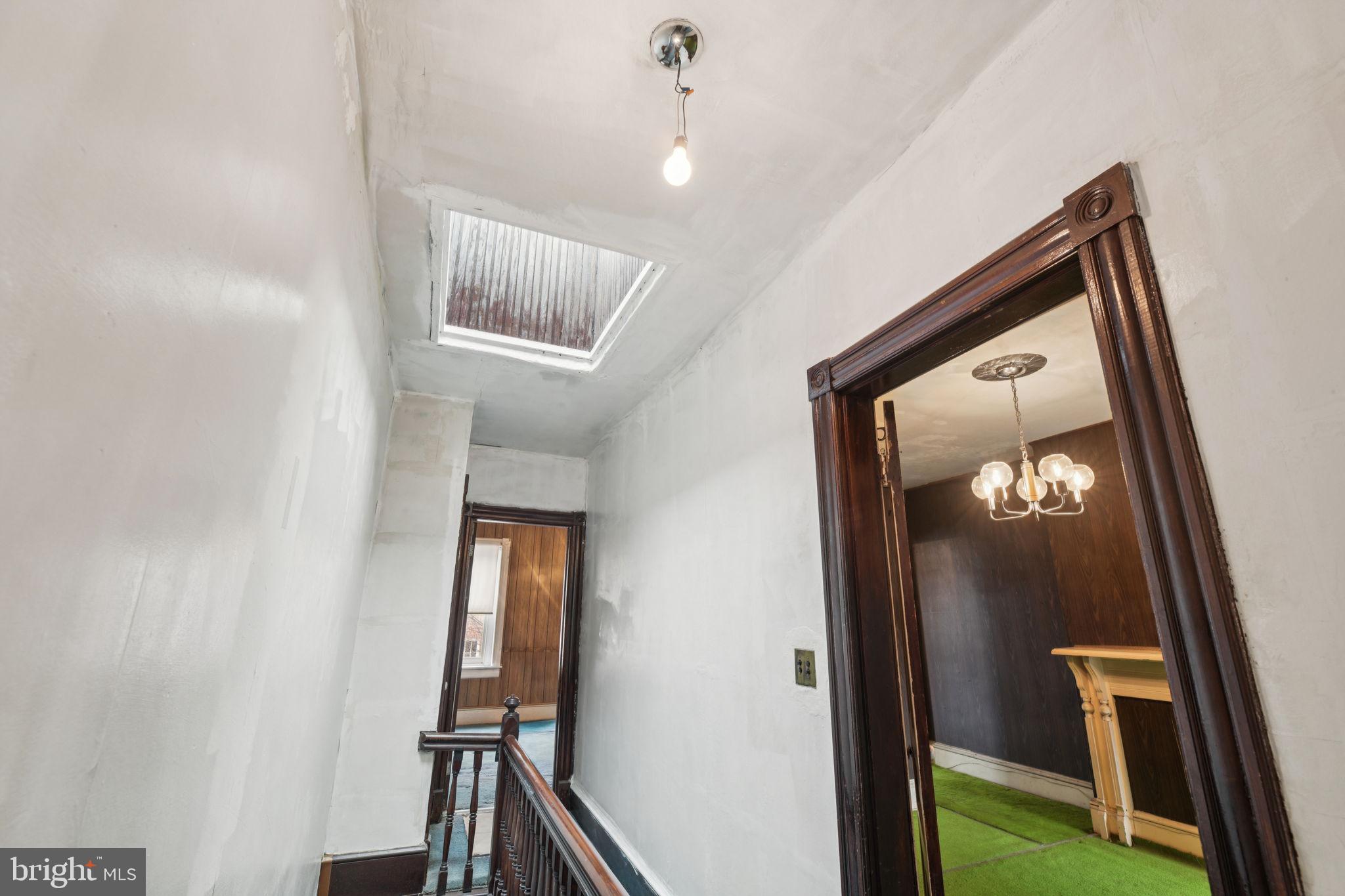 712 4th Street Southeast Washington, DC 20003 - Photo 17 of 43 Skylight