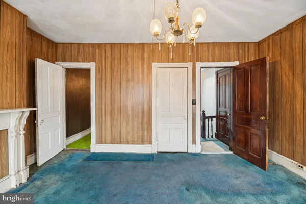 $990,000 | 712 4th Street Southeast, Washington, DC 20003