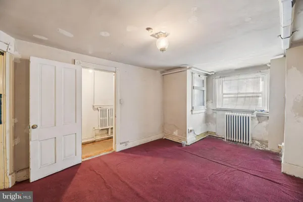 $990,000 | 712 4th Street Southeast, Washington, DC 20003