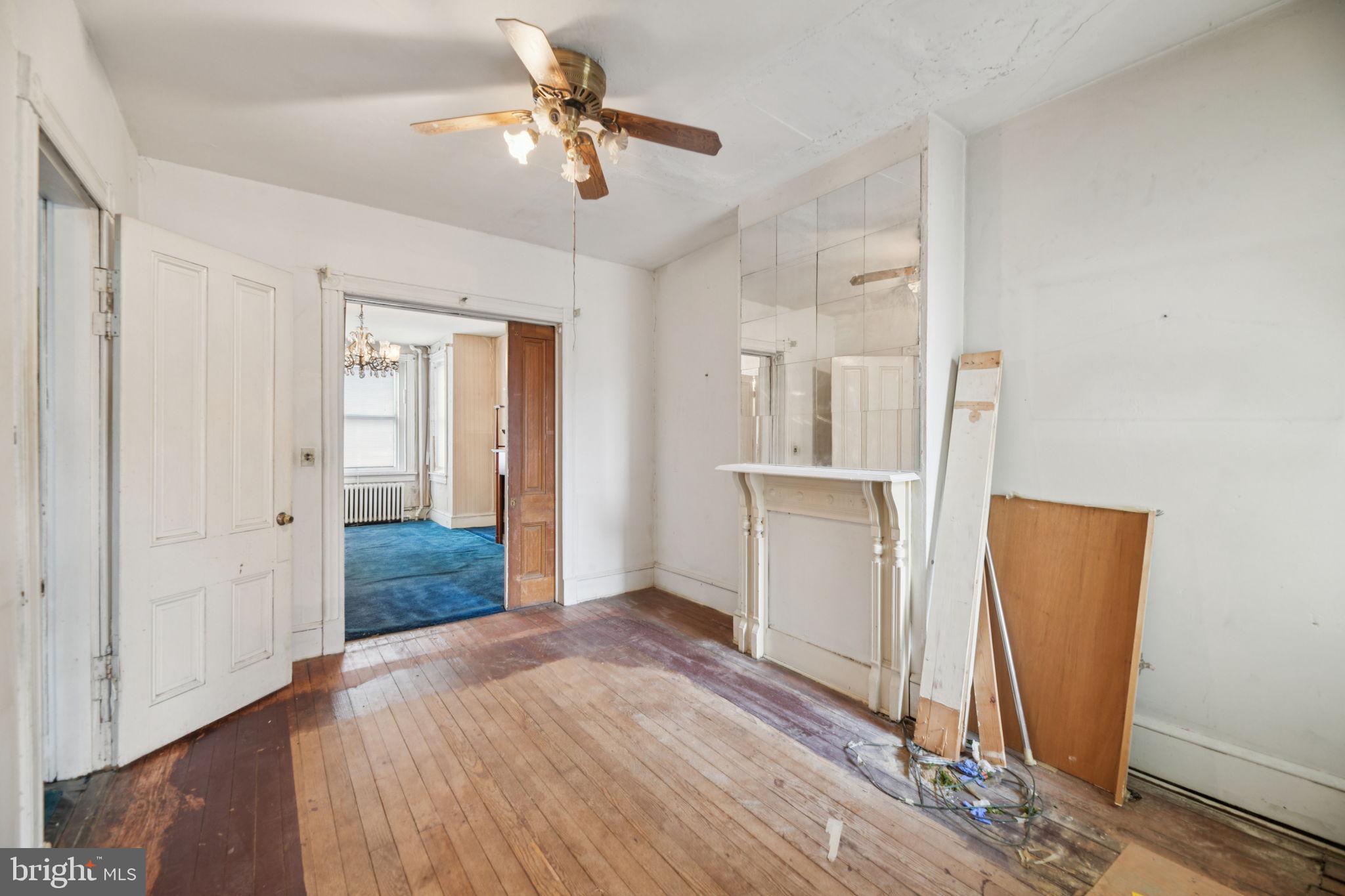 712 4th Street Southeast Washington, DC 20003 - Photo 8 of 43 Main Level