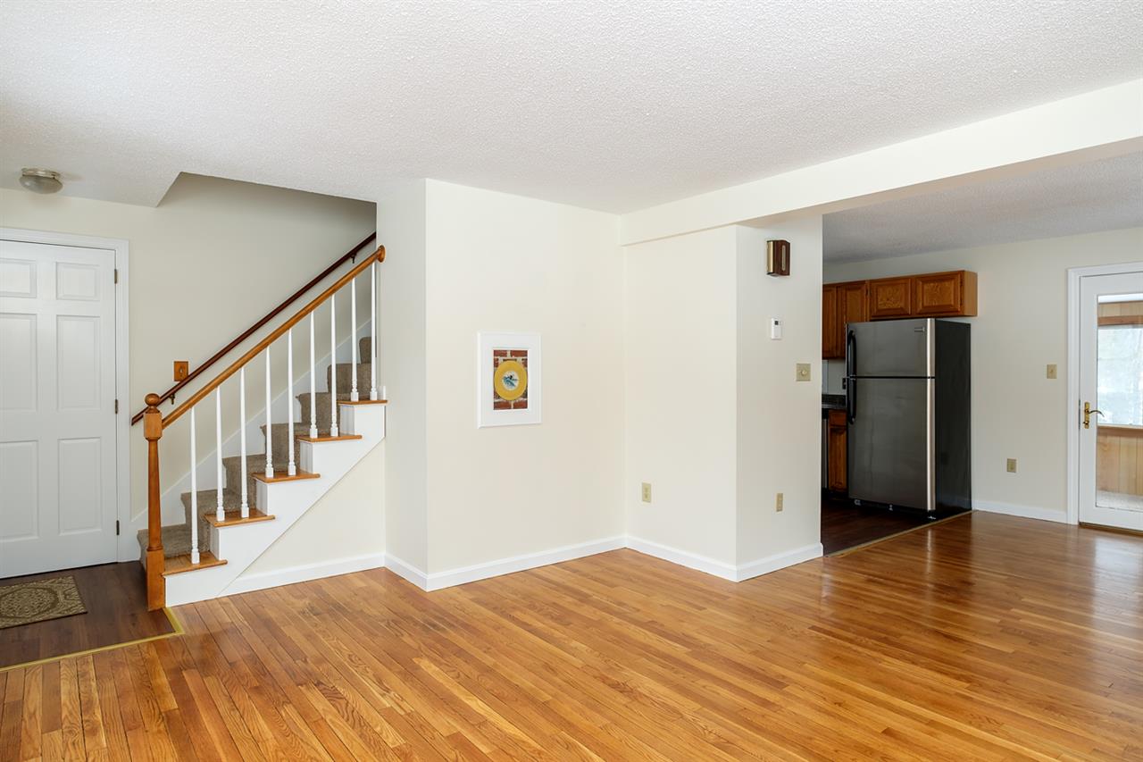 88 Oak Hill Road Barrington, NH 03825 - Photo 4 of 39 Gallery Image 4