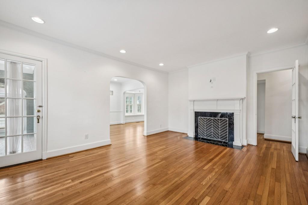 1189 Reeder Circle Northeast Atlanta, GA 30306 - Photo 6 of 57