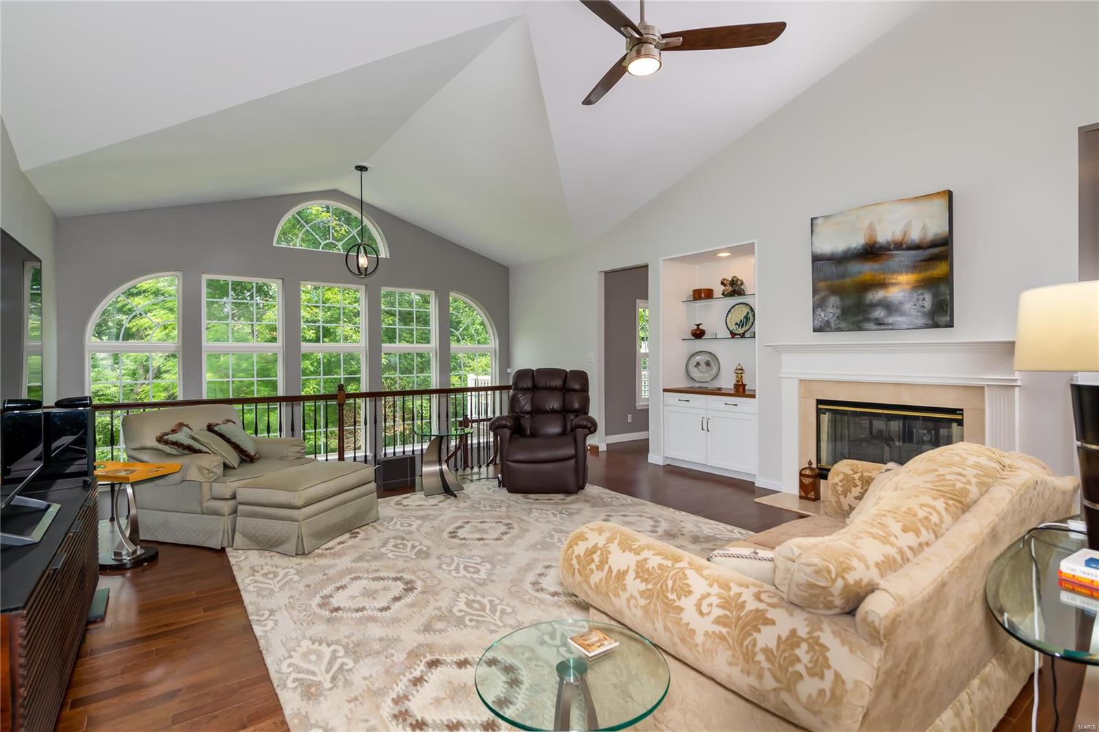 634 Castle Ridge Drive Ballwin, MO 63021 - Photo 8 of 43 Gallery Image 8