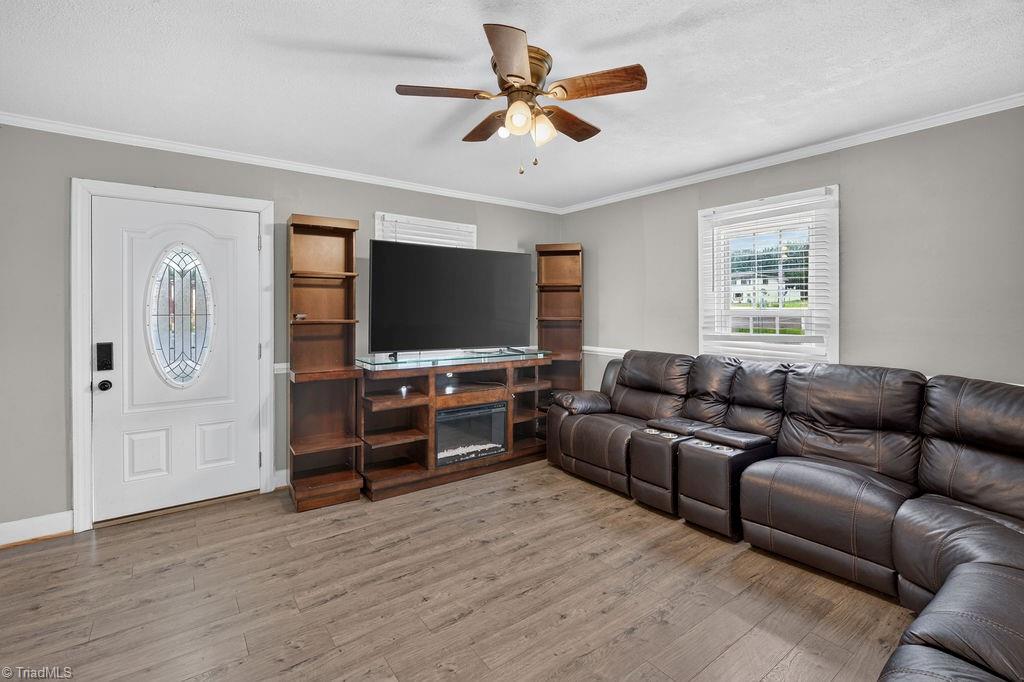 117 McBride Road Mount Airy, NC 27030 - Photo 4 of 32