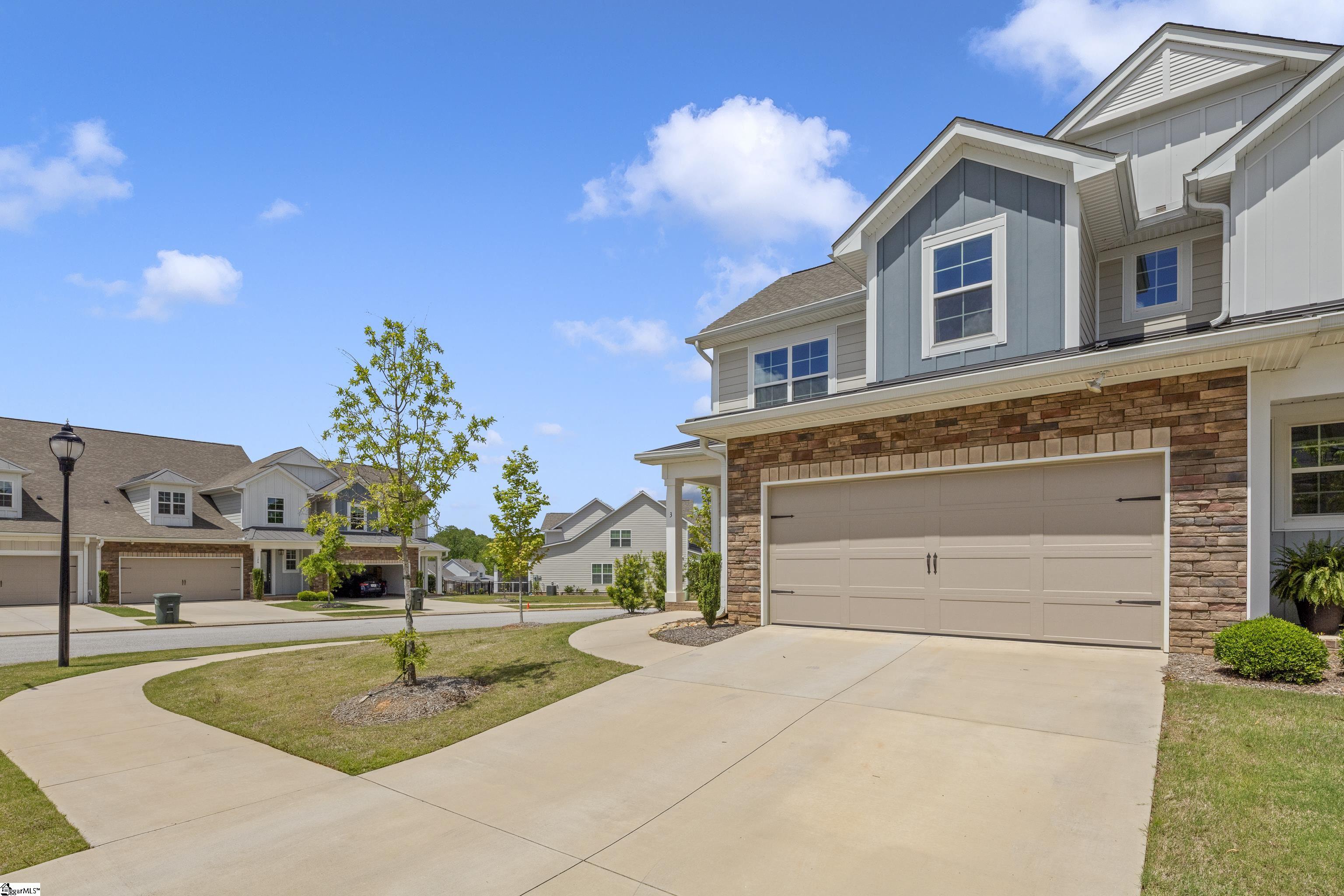 3 Hasbrook Lane Greenville, SC 29607 - Photo 2 of 24