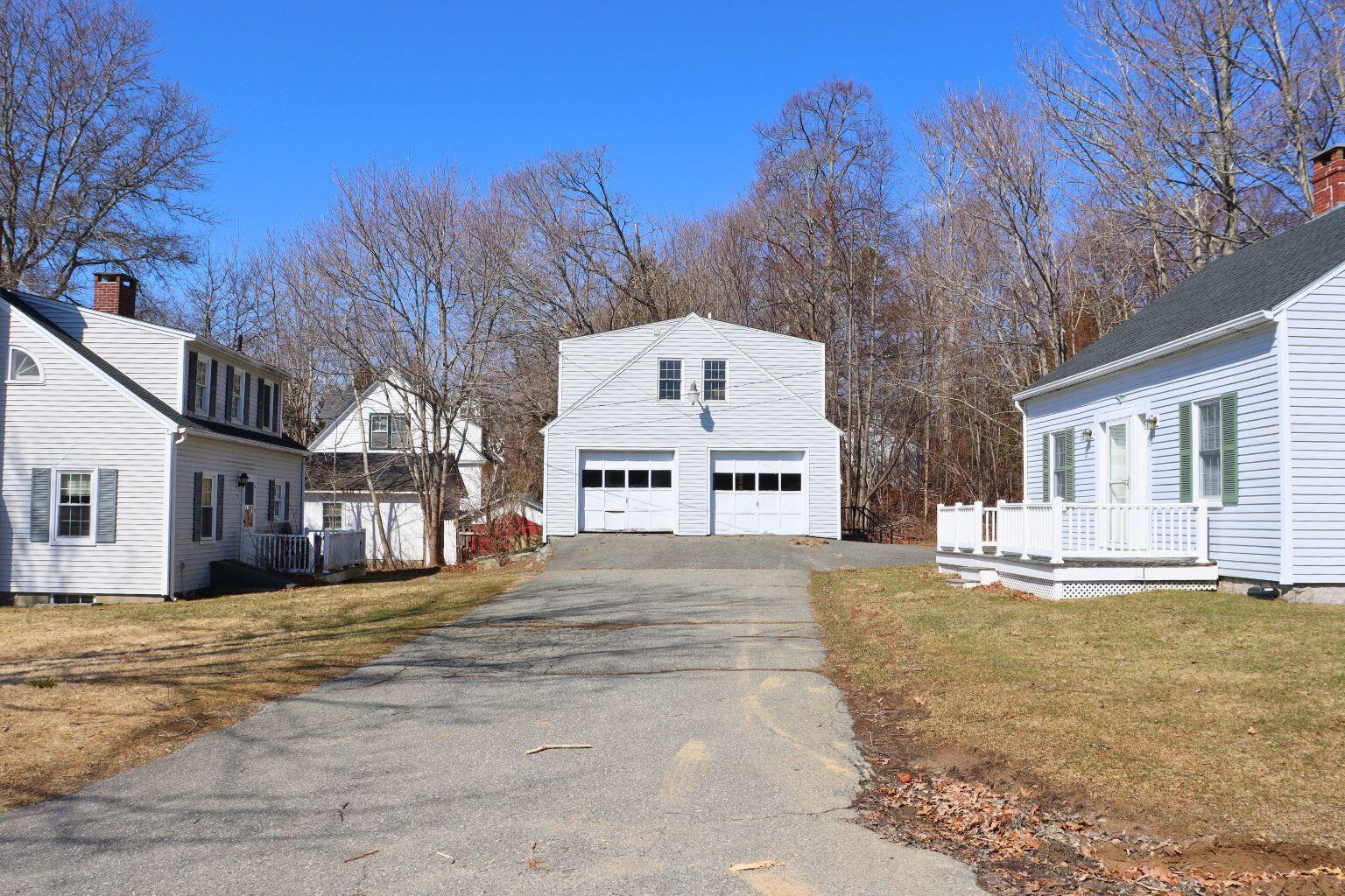 77 Clark Point Road Southwest Harbor, ME 04679 - Photo 4 of 41 4