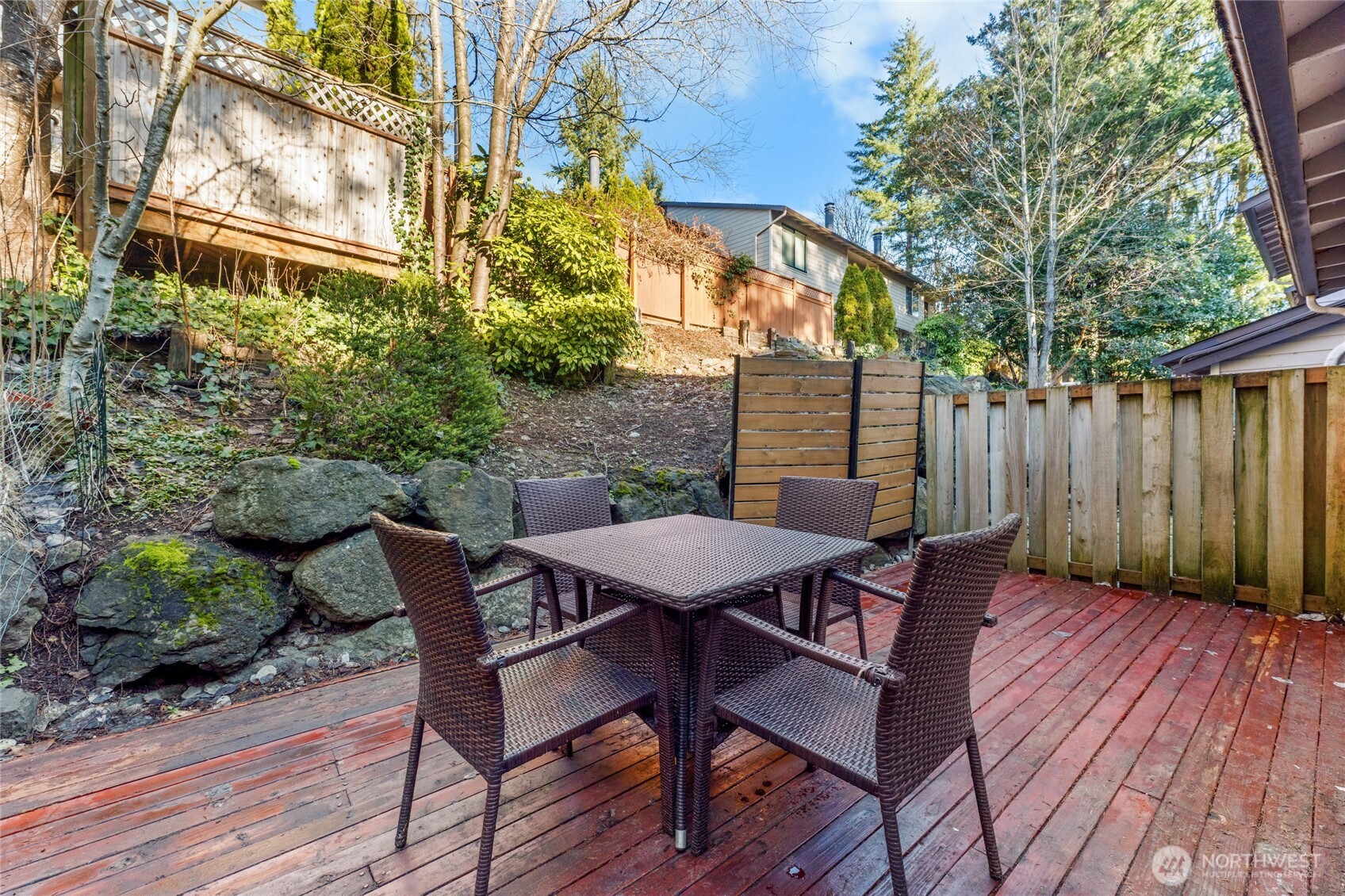 1555 Union Avenue Northeast, Unit 39 Renton, WA 98059 - Photo 11 of 19 a view of a table and chairs in the patio