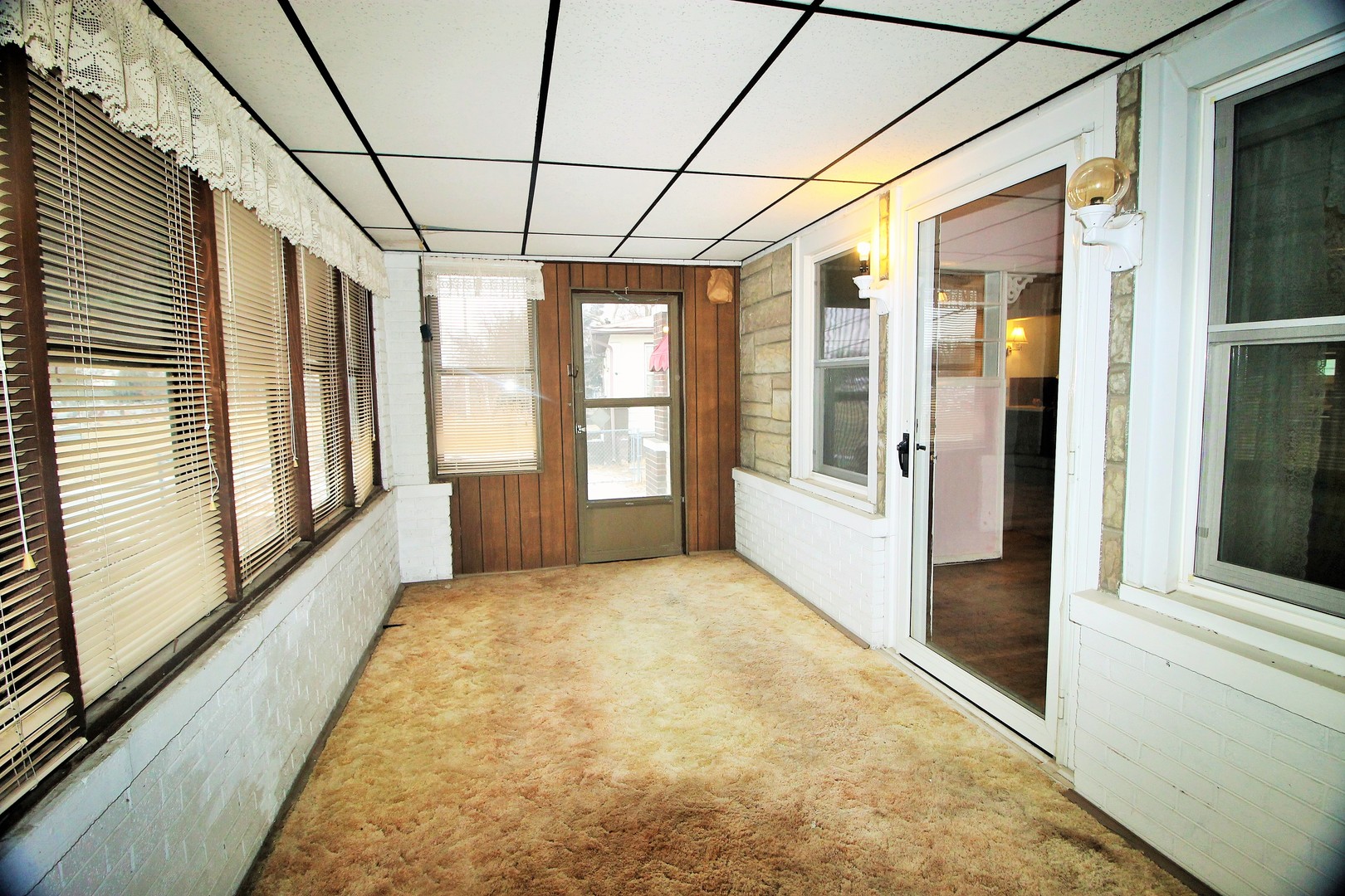 2218 3rd Street East Moline, IL 61244 - Photo 15 of 23