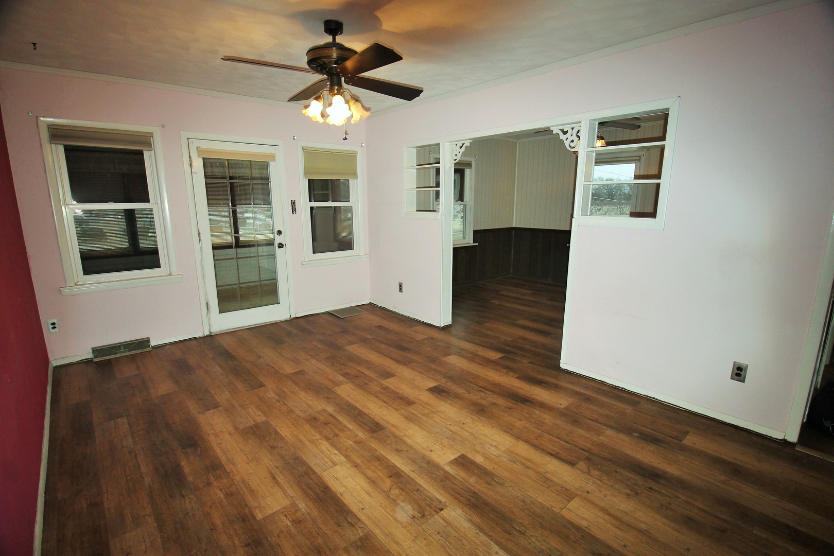 2218 3rd Street East Moline, IL 61244 - Photo 9 of 23