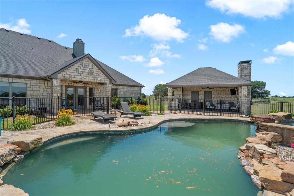 175 Ranchcrest Road Lorena, TX 76655 - Photo 30 of 35