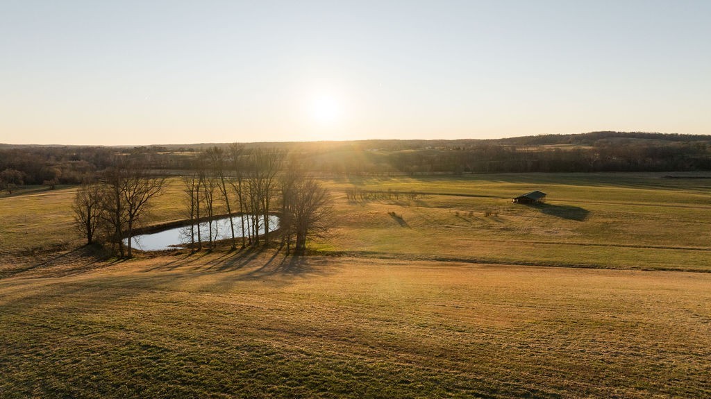 6415 Pinewood Road Nunnelly, TN 37137 - Photo 53 of 94