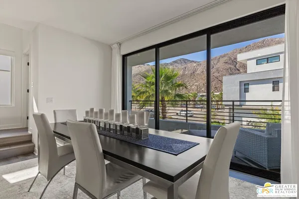 $899,000 | 906 Cameron Center Drive, Palm Springs, CA 92264