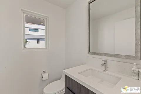 $899,000 | 906 Cameron Center Drive, Palm Springs, CA 92264