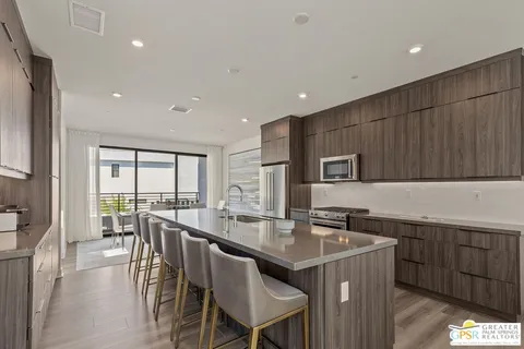 $899,000 | 906 Cameron Center Drive, Palm Springs, CA 92264