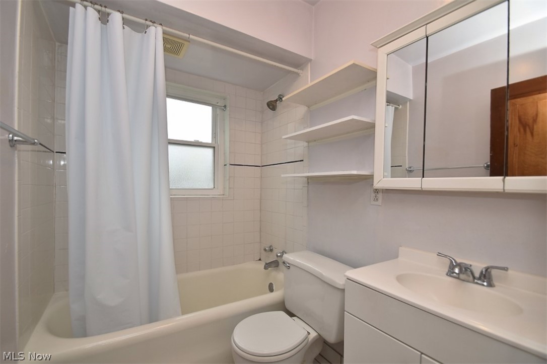 3533 Boynton Road Cleveland Heights, OH 44121 - Photo 19 of 28