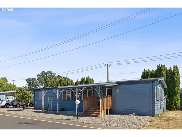$116,000 | 2902 East 2nd Street, Unit 110, Newberg, OR 97132