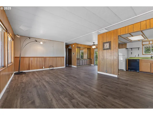 $116,000 | 2902 East 2nd Street, Unit 110, Newberg, OR 97132