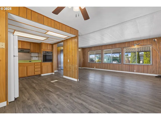 $116,000 | 2902 East 2nd Street, Unit 110, Newberg, OR 97132