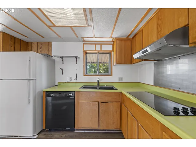 $116,000 | 2902 East 2nd Street, Unit 110, Newberg, OR 97132