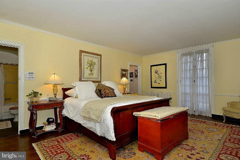 100 Witherspoon Road Baltimore, MD 21212 - Photo 2 of 30 Bedroom (Master)