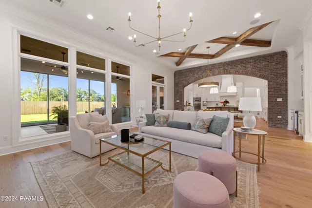 $1,199,000 | 202 Winding Wood Lane, Lafayette, LA 70508