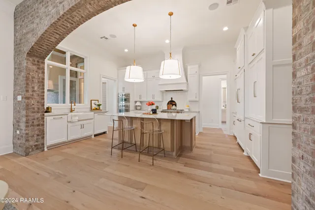 $1,199,000 | 202 Winding Wood Lane, Lafayette, LA 70508