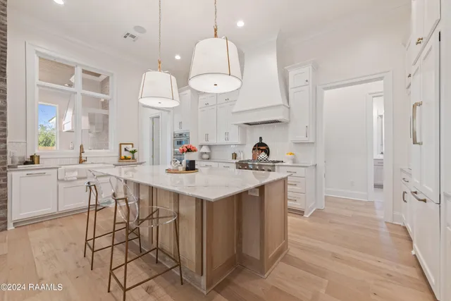 $1,199,000 | 202 Winding Wood Lane, Lafayette, LA 70508